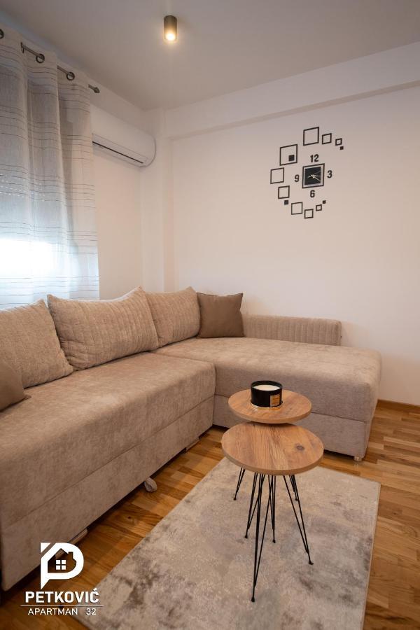 Petkovic Apartmani Studio32 雅戈丁那 外观 照片